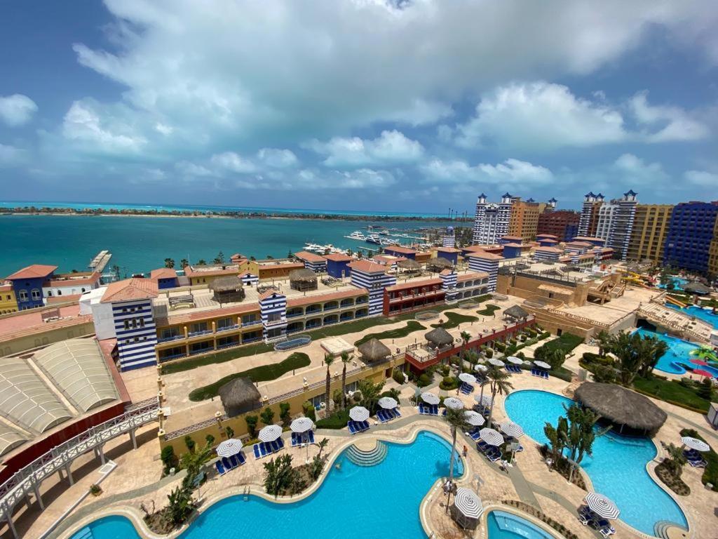 Porto Marina Resort Chalets Families Only El Alamein Extérieur photo
