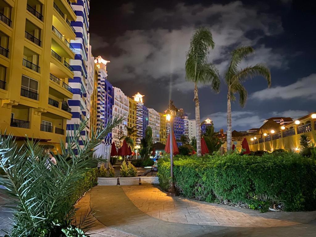 Porto Marina Resort Chalets Families Only El Alamein Extérieur photo