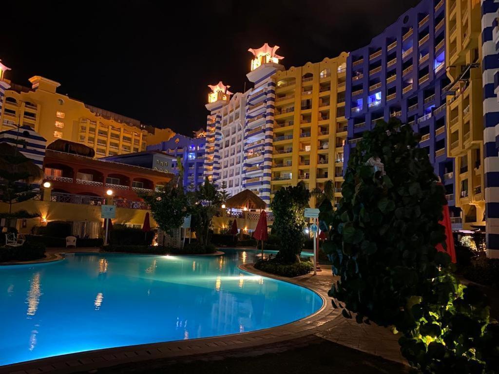 Porto Marina Resort Chalets Families Only El Alamein Extérieur photo